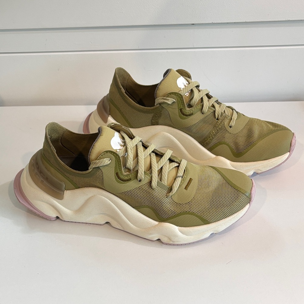 SOREL KINETIC RNEGD FLOAT SNEAKERS WOMEN'S Sz 6.5 NEW